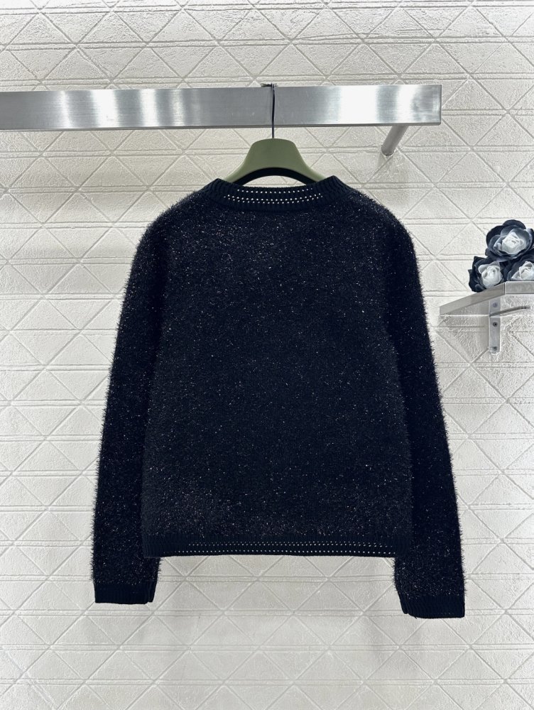 Светр жіночий фото 2