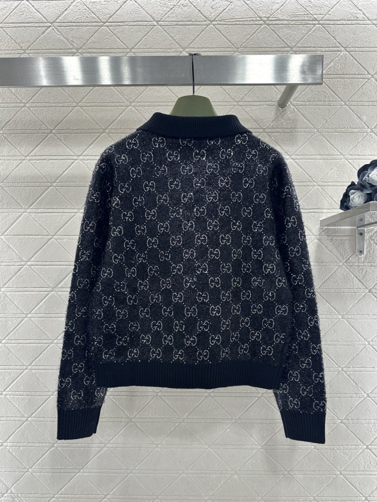 Светр жіночий фото 2