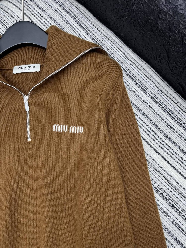 Pullover female фото 3