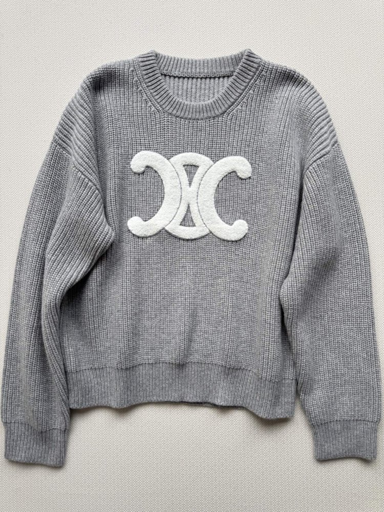 Свитер женский фото 3