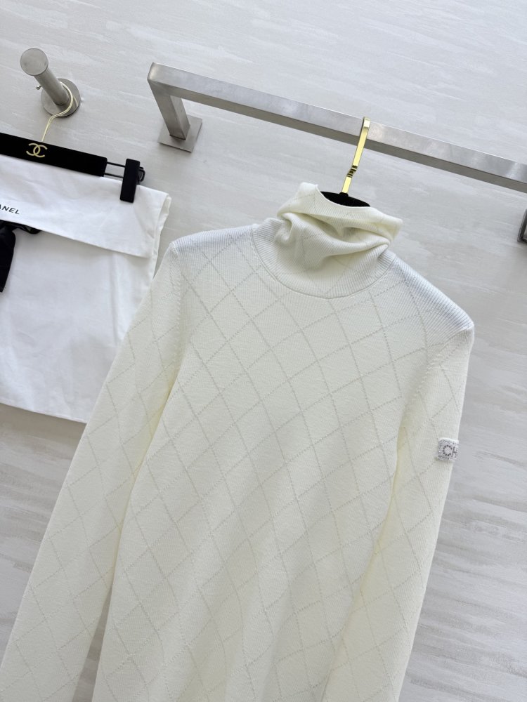 Свитер женский фото 3