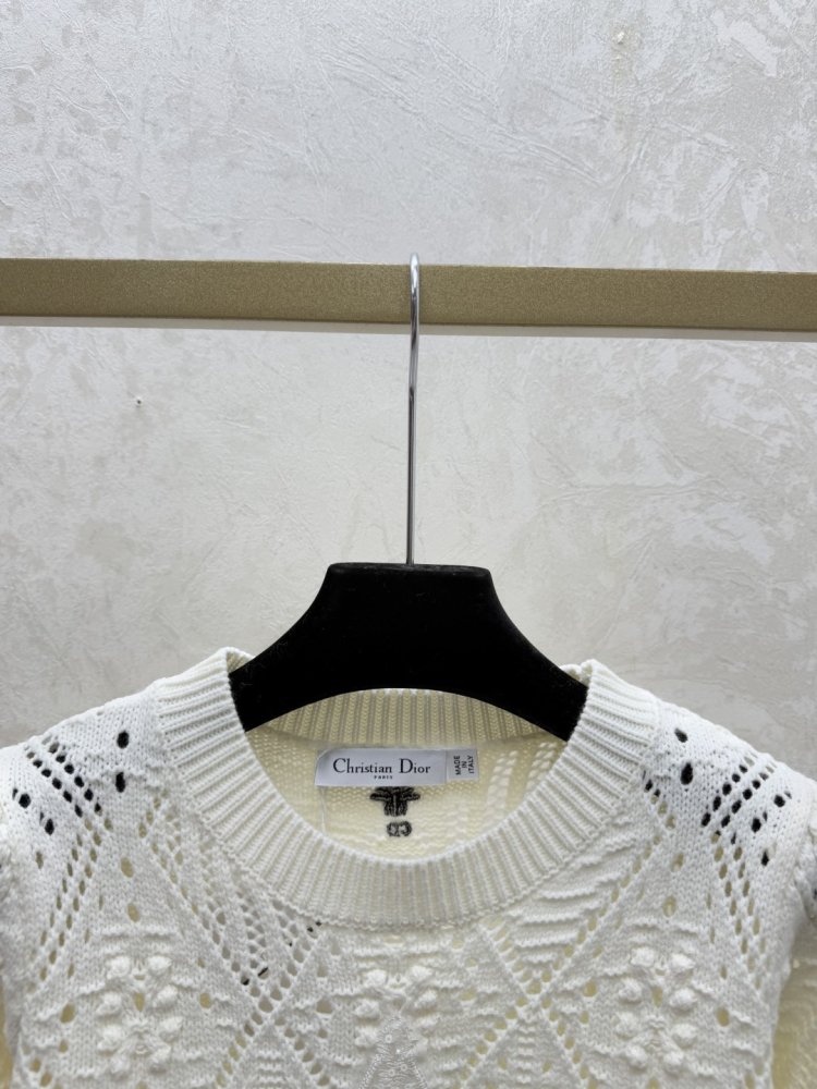 Свитер женский фото 3