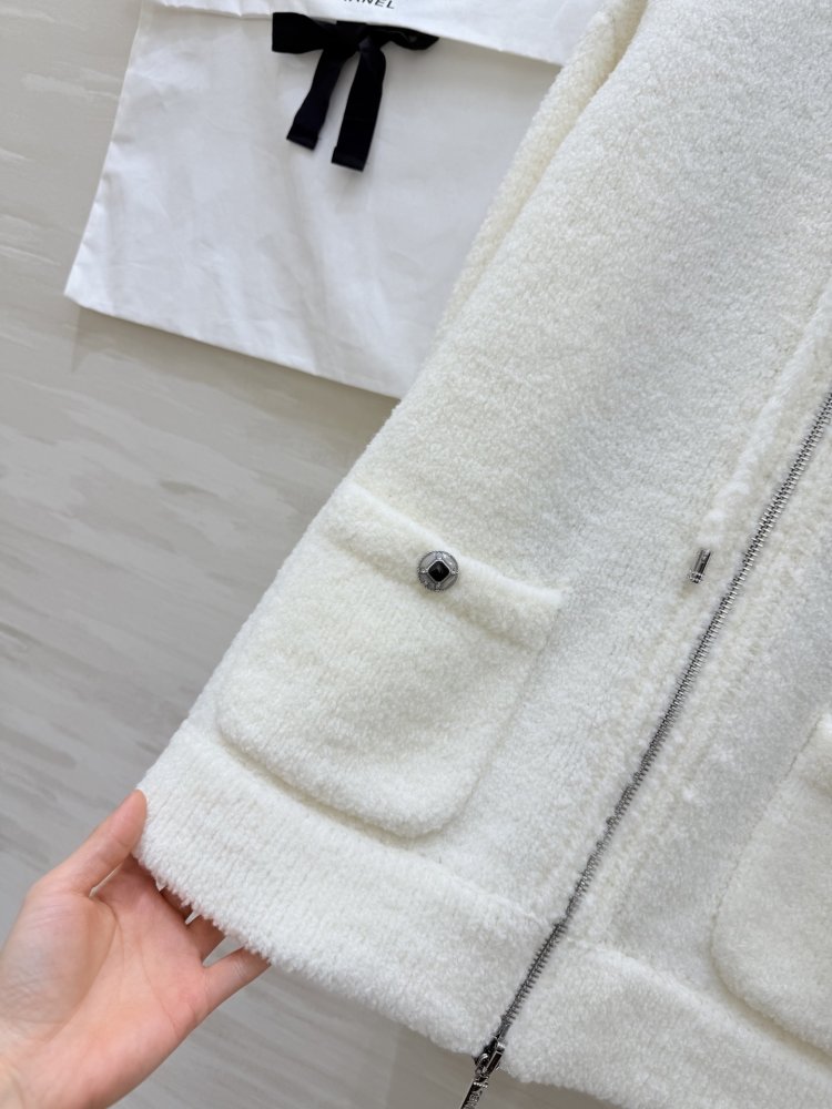 Свитер женский фото 3