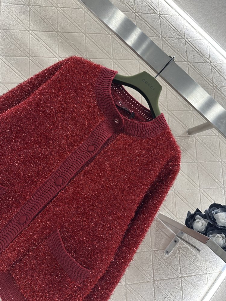 Светр жіночий фото 3