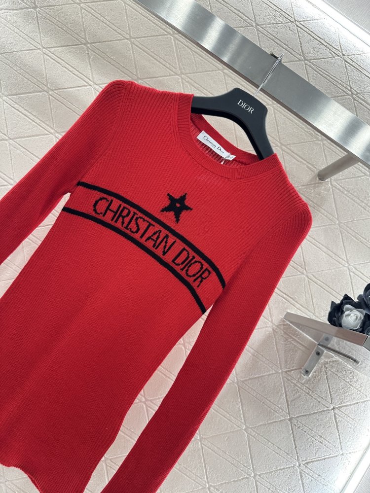 Светр жіночий фото 3