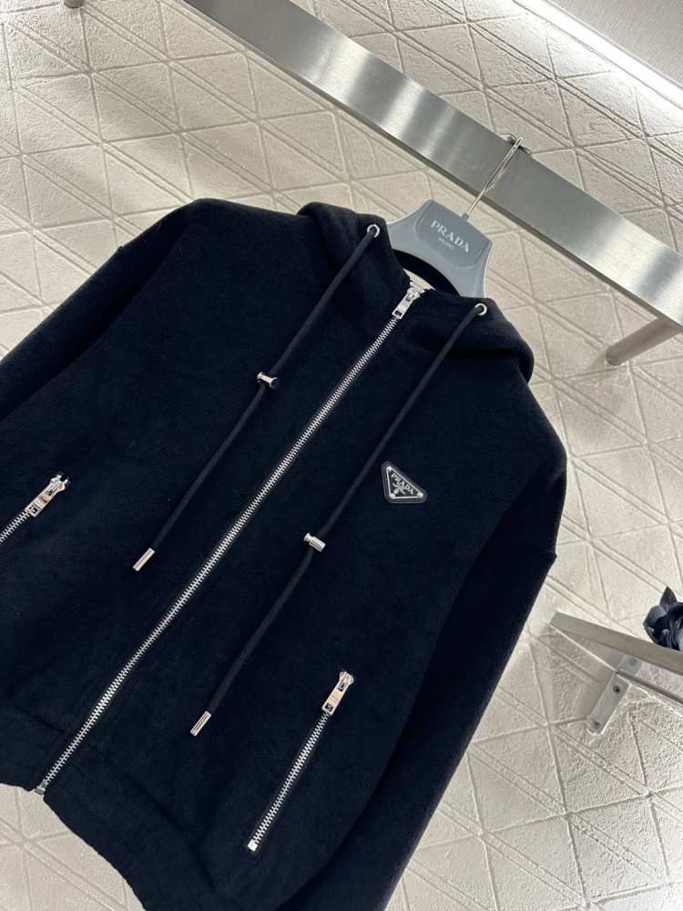 Pullover female фото 3