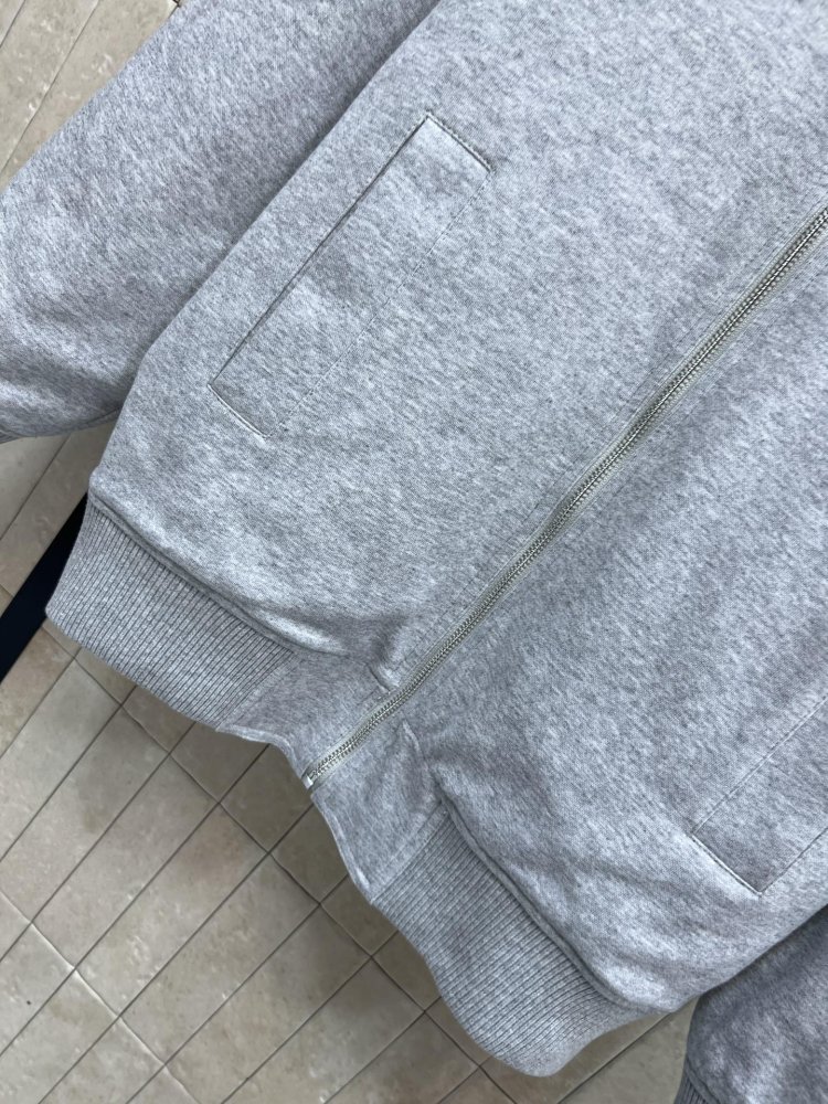 Светр жіночий фото 3