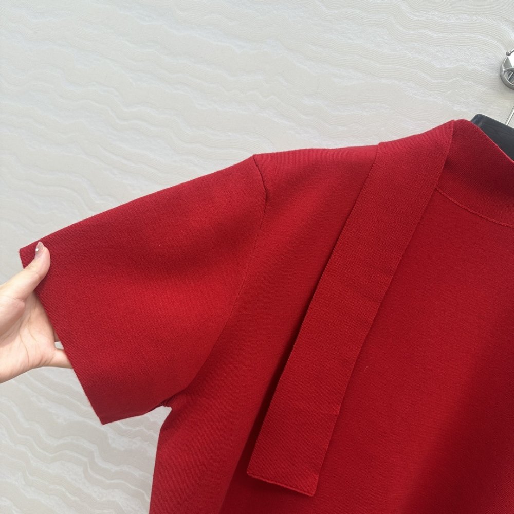 Pullover female фото 4