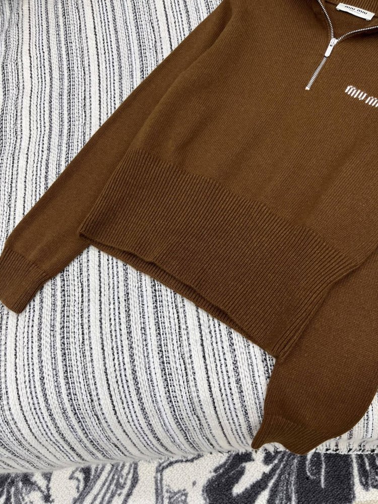 Pullover female фото 4