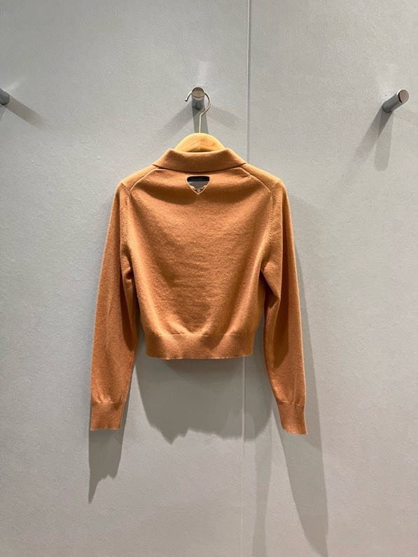 Pullover female фото 4