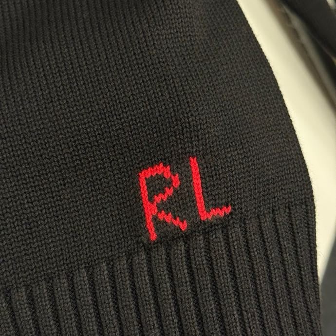 Светр жіночий фото 4