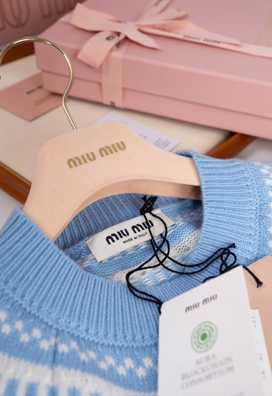 Свитер женский фото 4