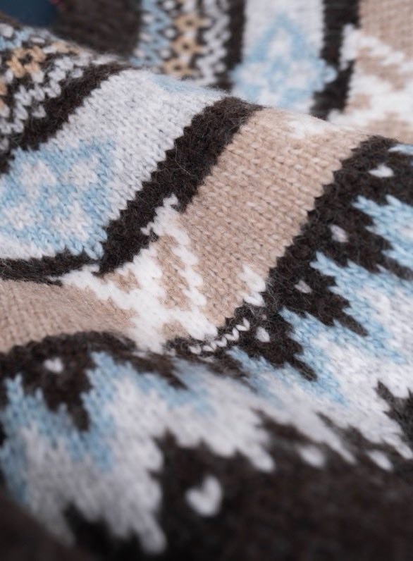 Светр жіночий фото 4