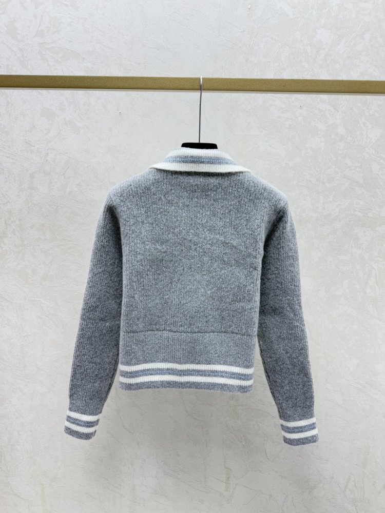 Свитер женский фото 4