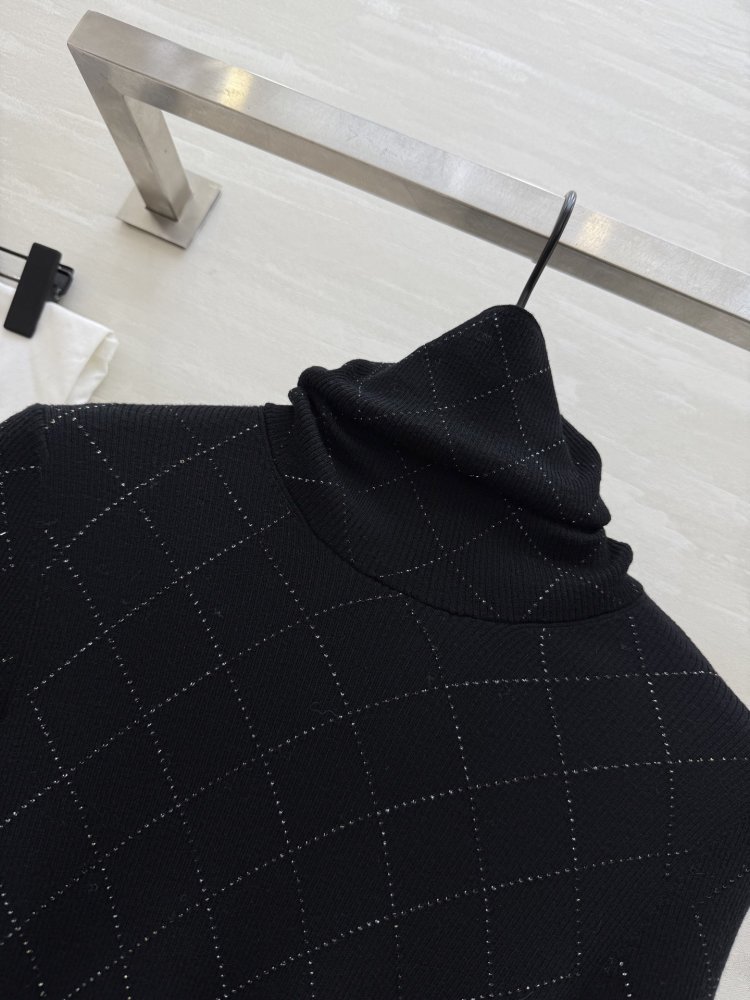 Свитер женский фото 4