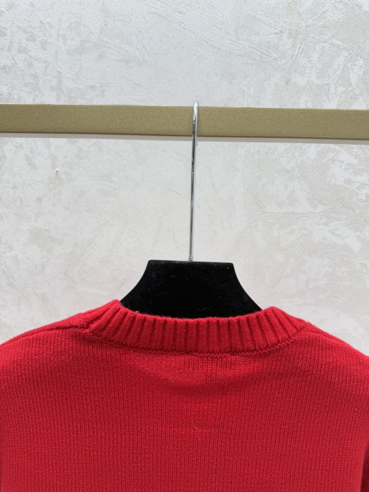 Свитер женский фото 4