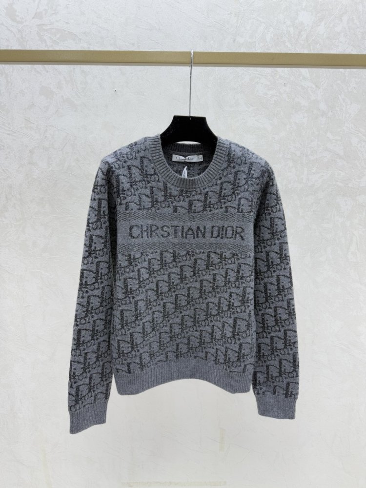 Свитер женский фото 4