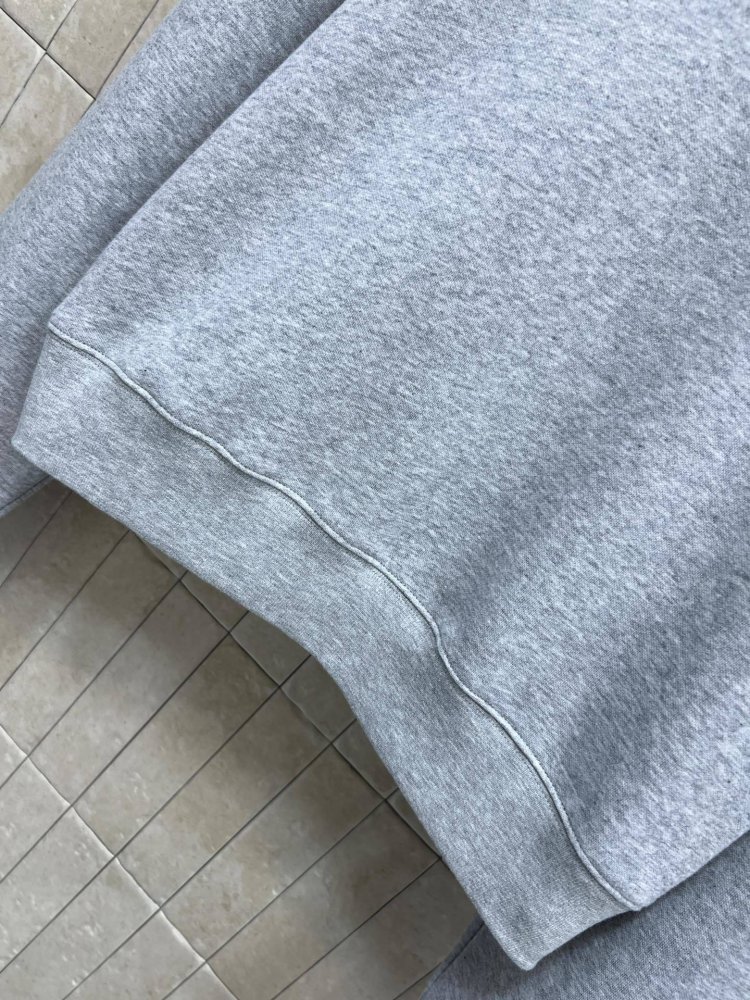 Светр жіночий фото 4