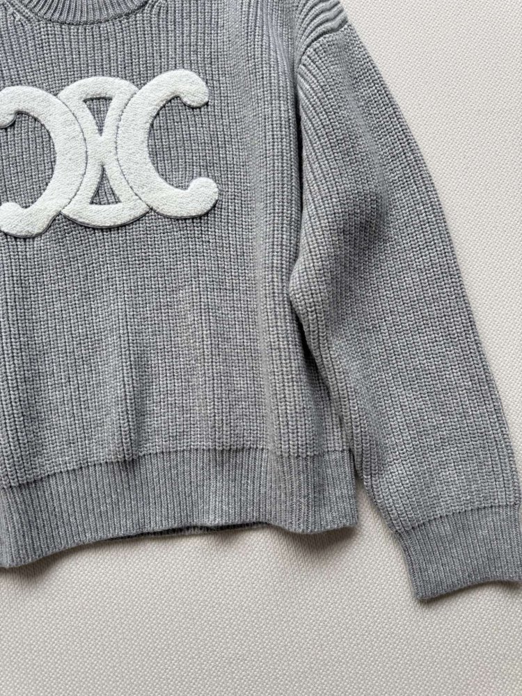 Свитер женский фото 5