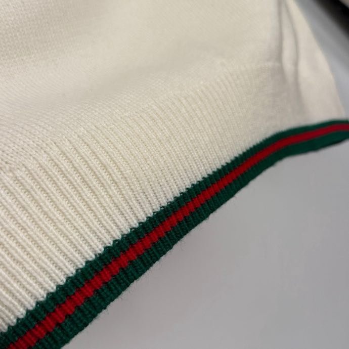 Свитер женский фото 5