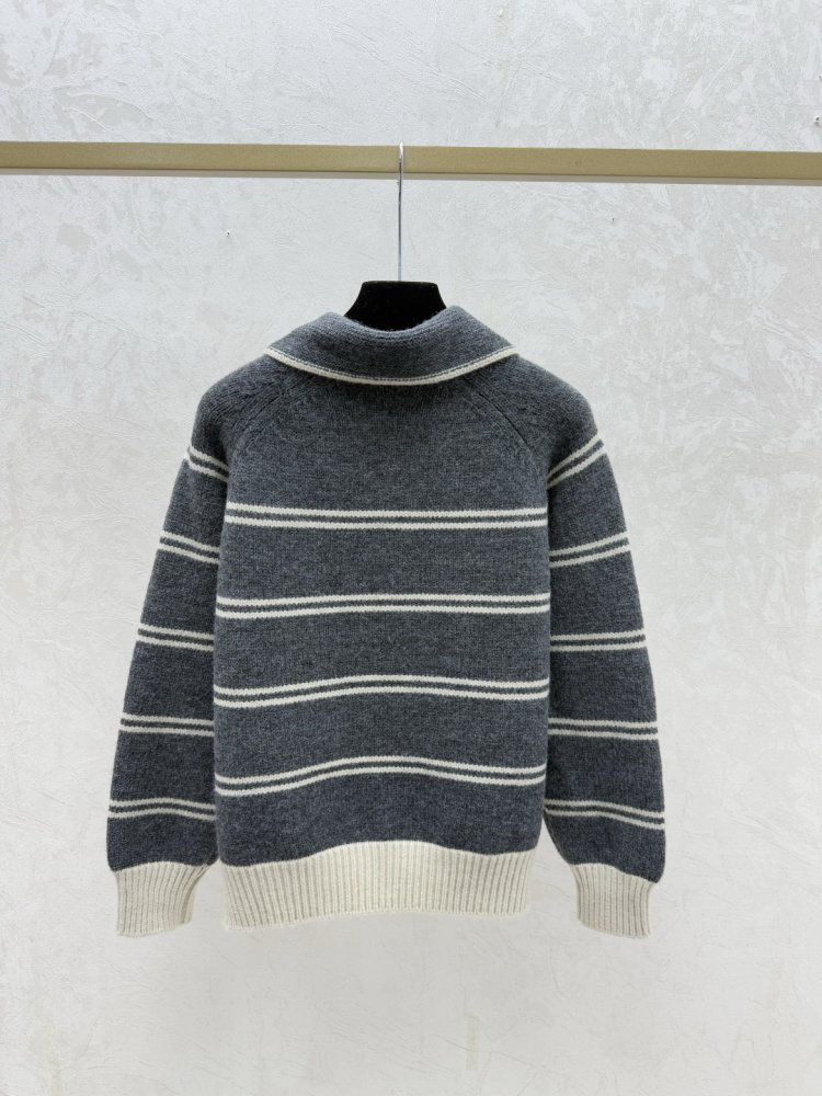 Свитер женский фото 5