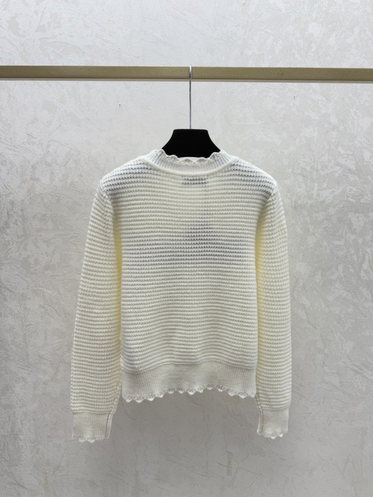 Свитер женский фото 5