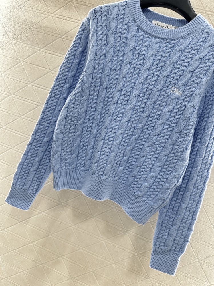 Свитер женский фото 5