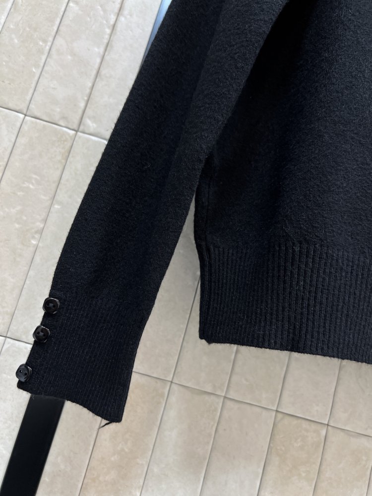 Светр жіночий фото 5