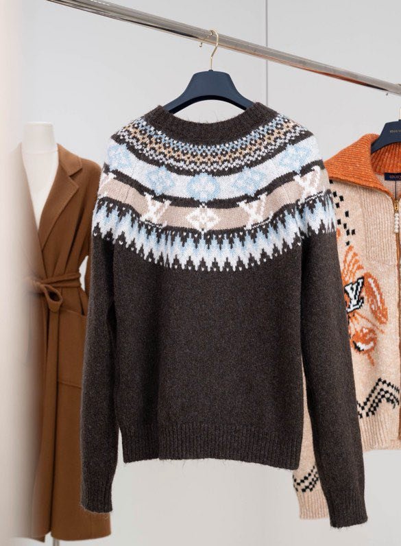 Светр жіночий фото 6