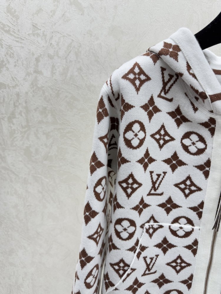 Свитер женский фото 6