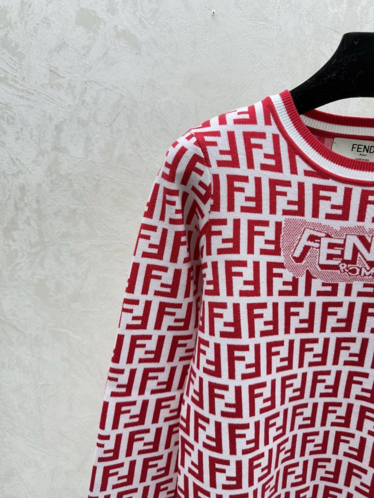 Свитер женский фото 6