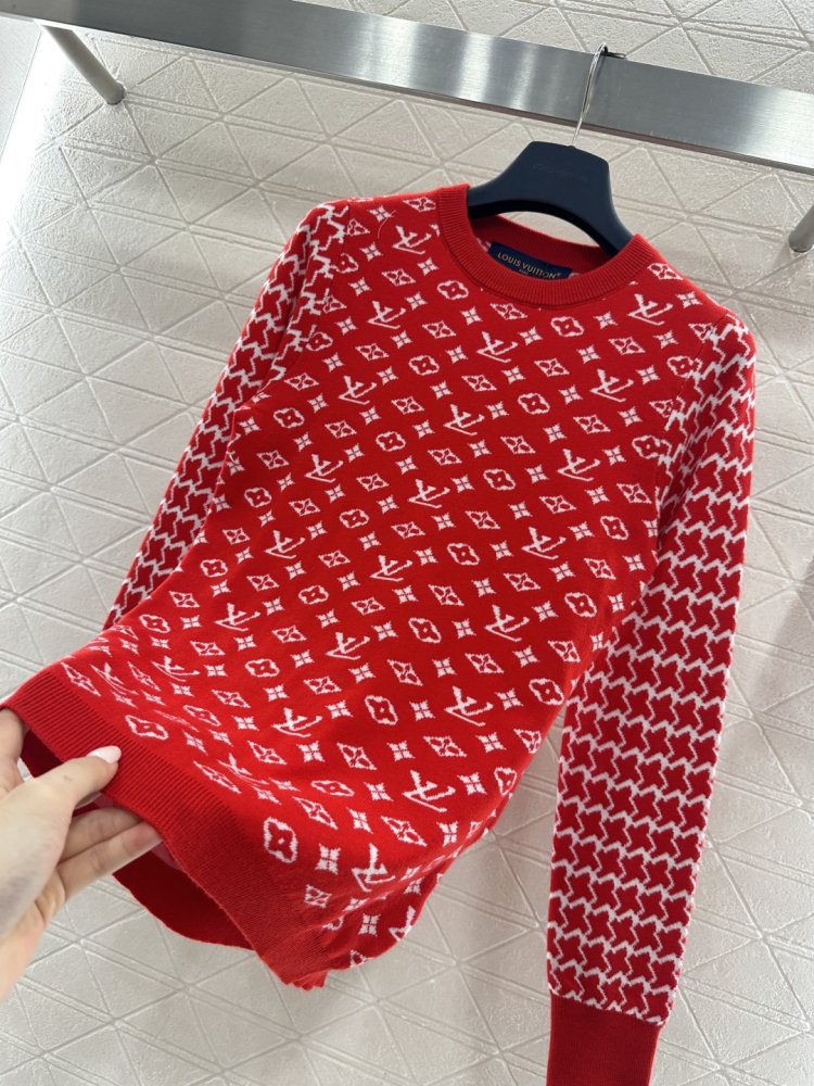 Свитер женский фото 6