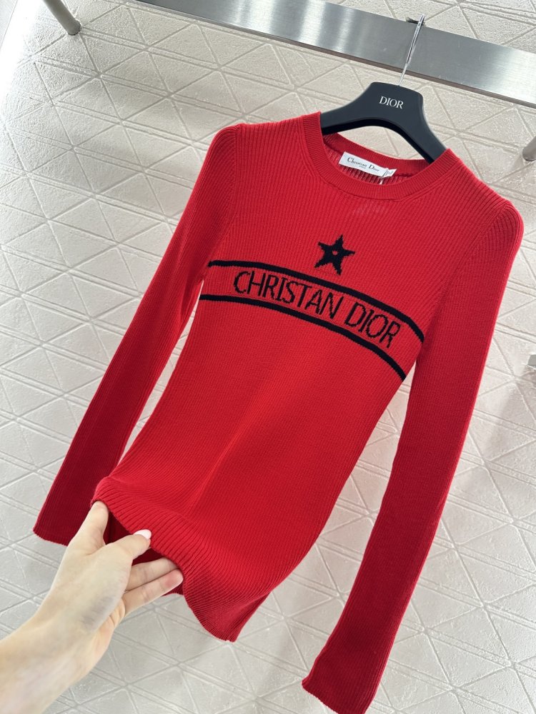 Светр жіночий фото 6