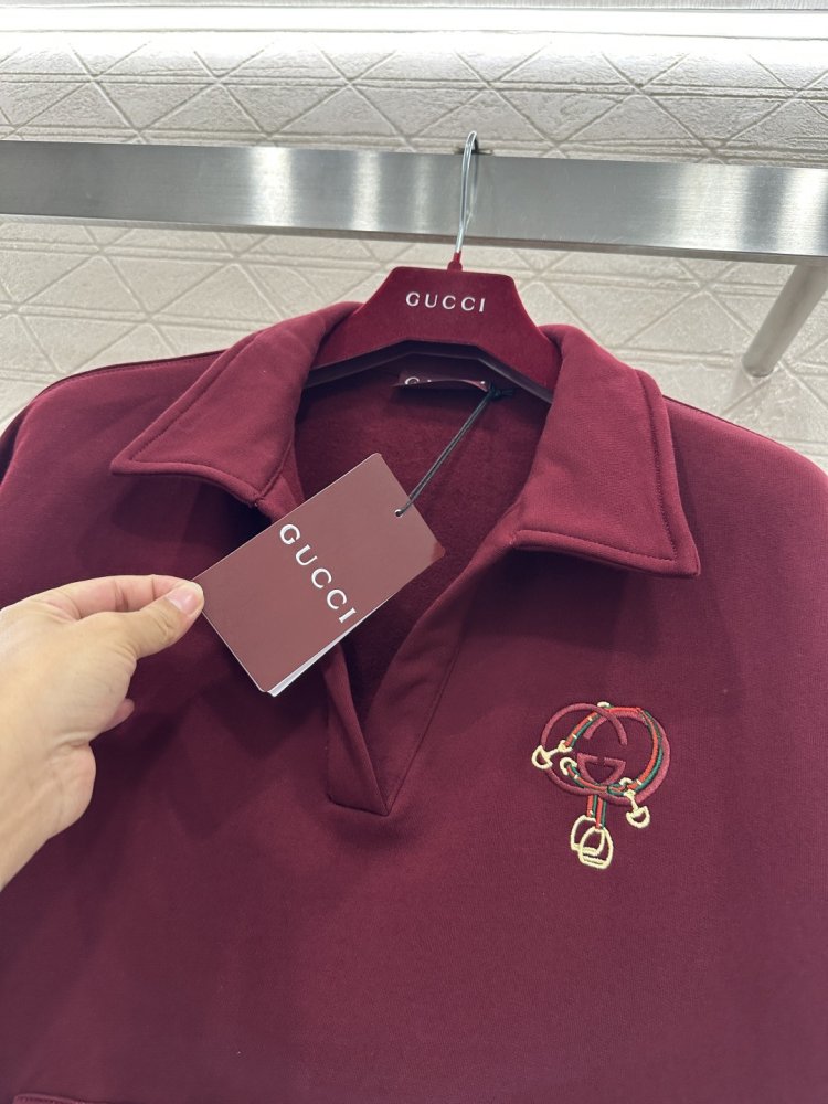 Светр жіночий фото 6