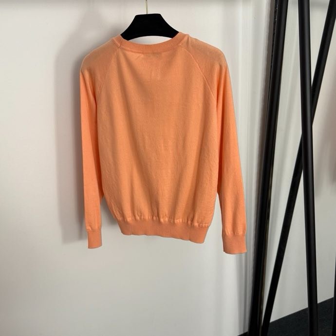 Свитер женский фото 7