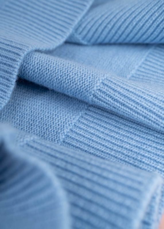 Свитер женский фото 7