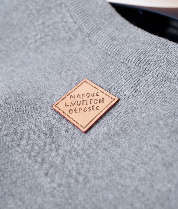 Светр жіночий фото 7