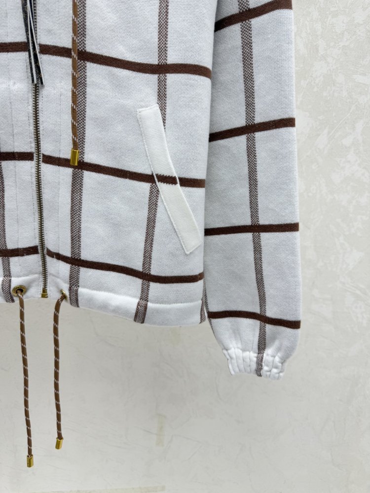 Свитер женский фото 7