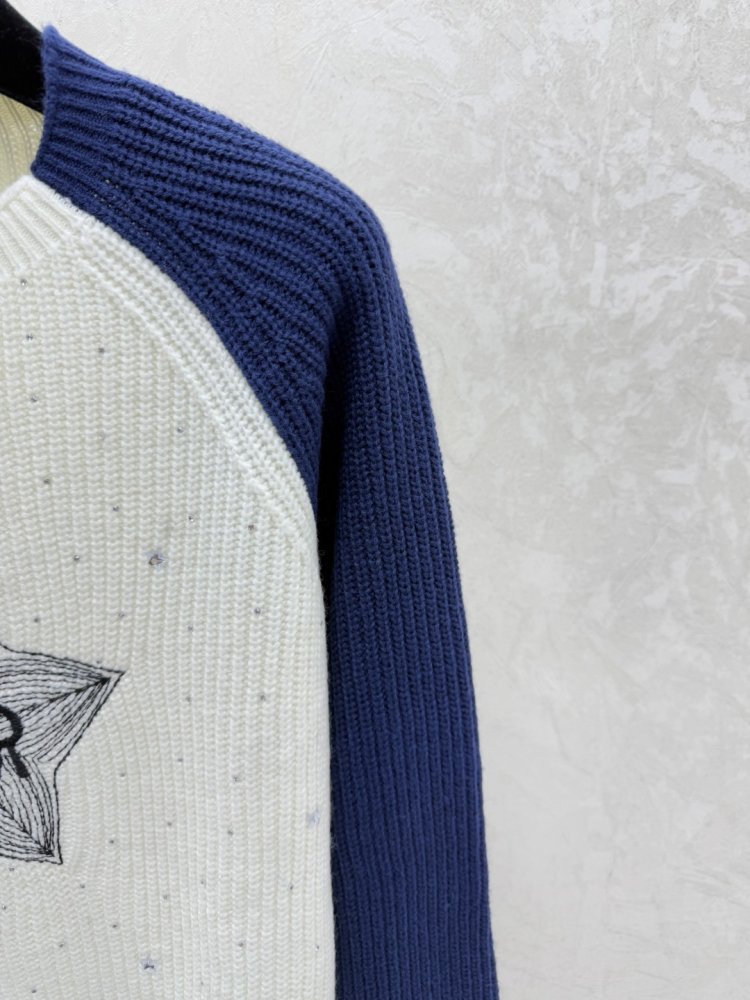 Свитер женский фото 7