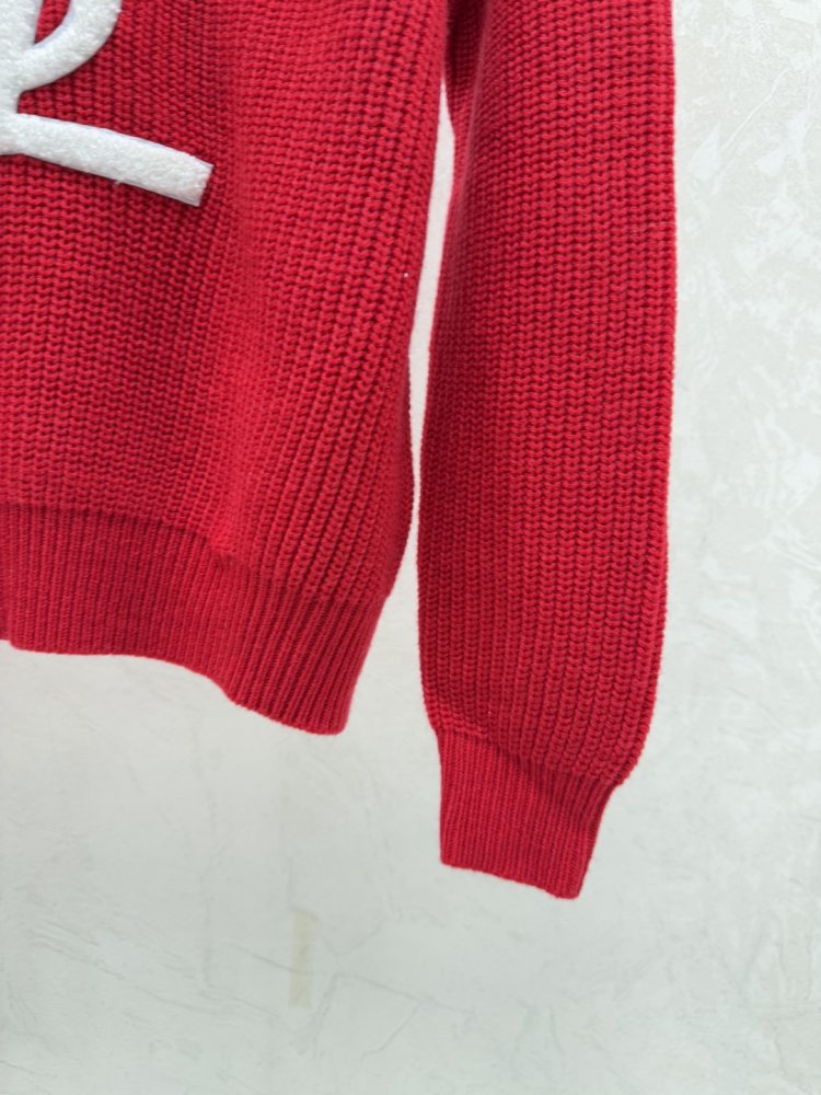 Свитер женский фото 7