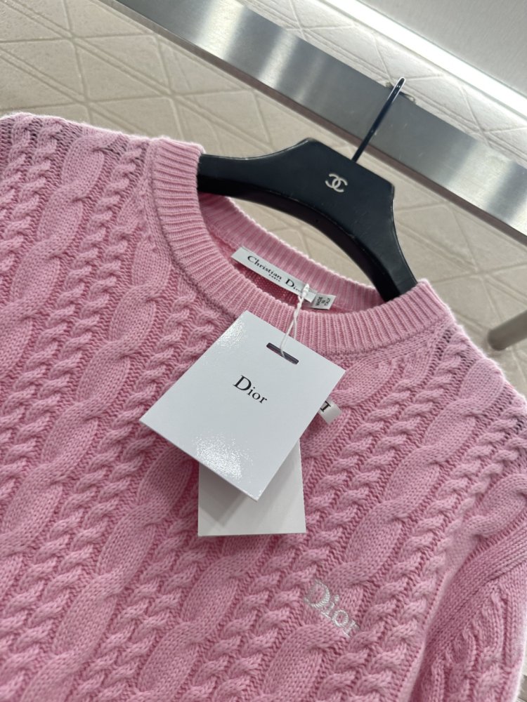 Свитер женский фото 7