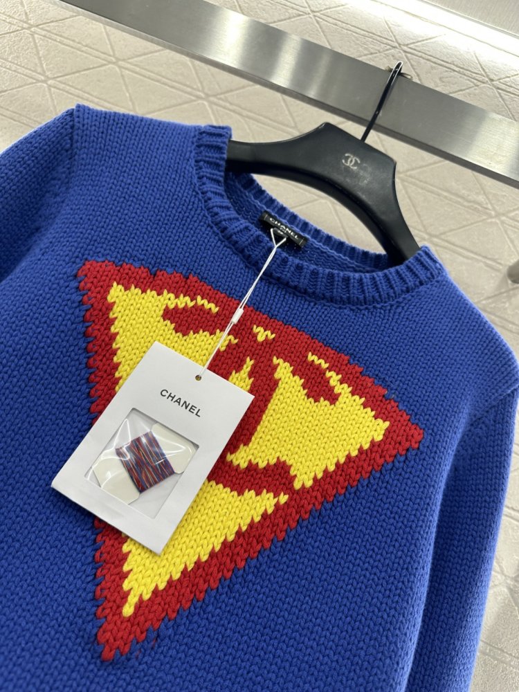 Свитер женский фото 7