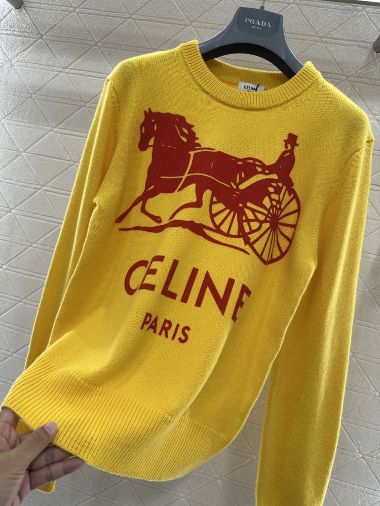 Светр жіночий фото 7