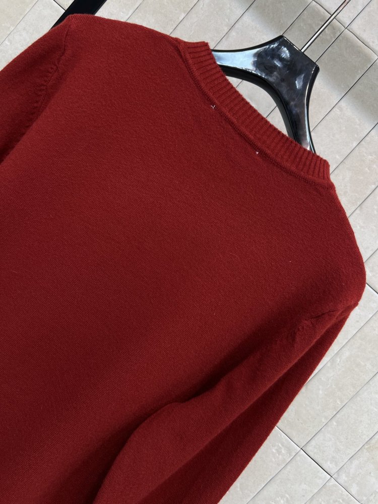 Светр жіночий фото 7