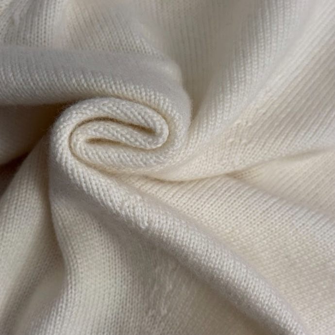 Свитер женский фото 8