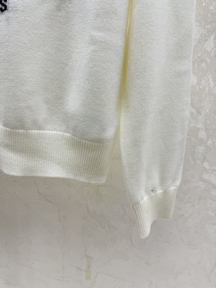 Свитер женский фото 8