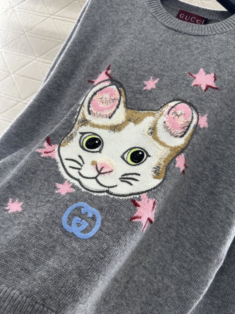 Свитер женский фото 8