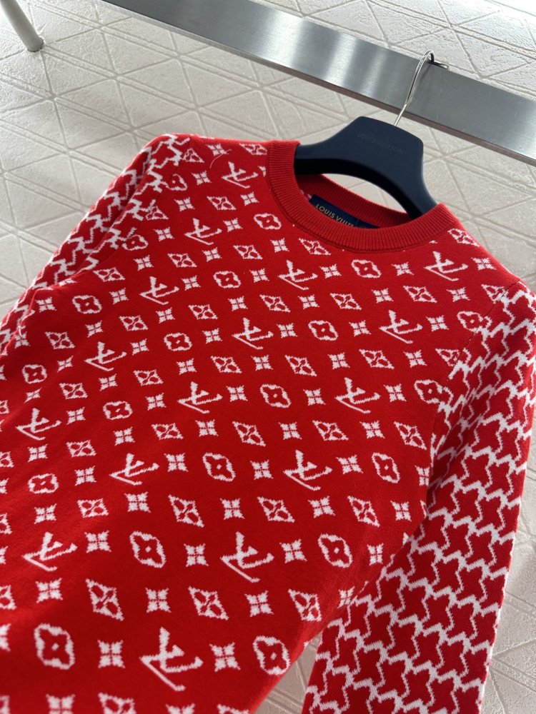 Свитер женский фото 8