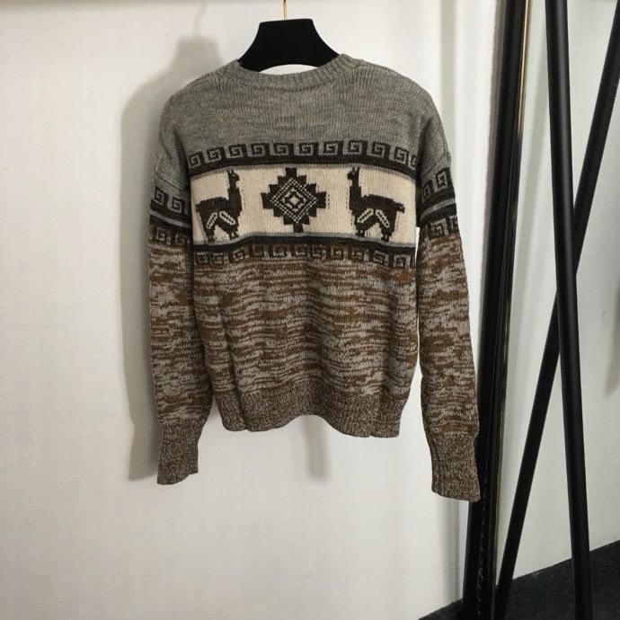 Свитер женский фото 8