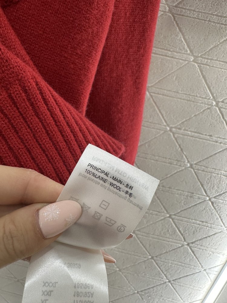 Свитер женский фото 9